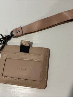 ANDAR Blush Leather Wristlet Card Holder